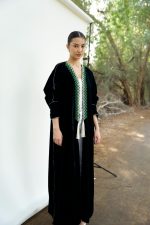 Frida in Emerald - Image 6