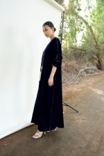 Frida in Navy - Image 2