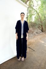 Frida in Navy - Image 3